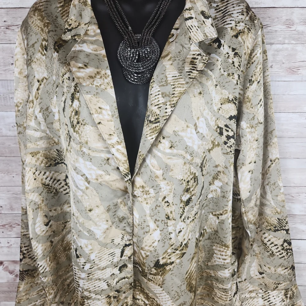 Fashion Nova, women's taupe, green, & creme longsleeves top. V-neck Sz L - Picture 1 of 10